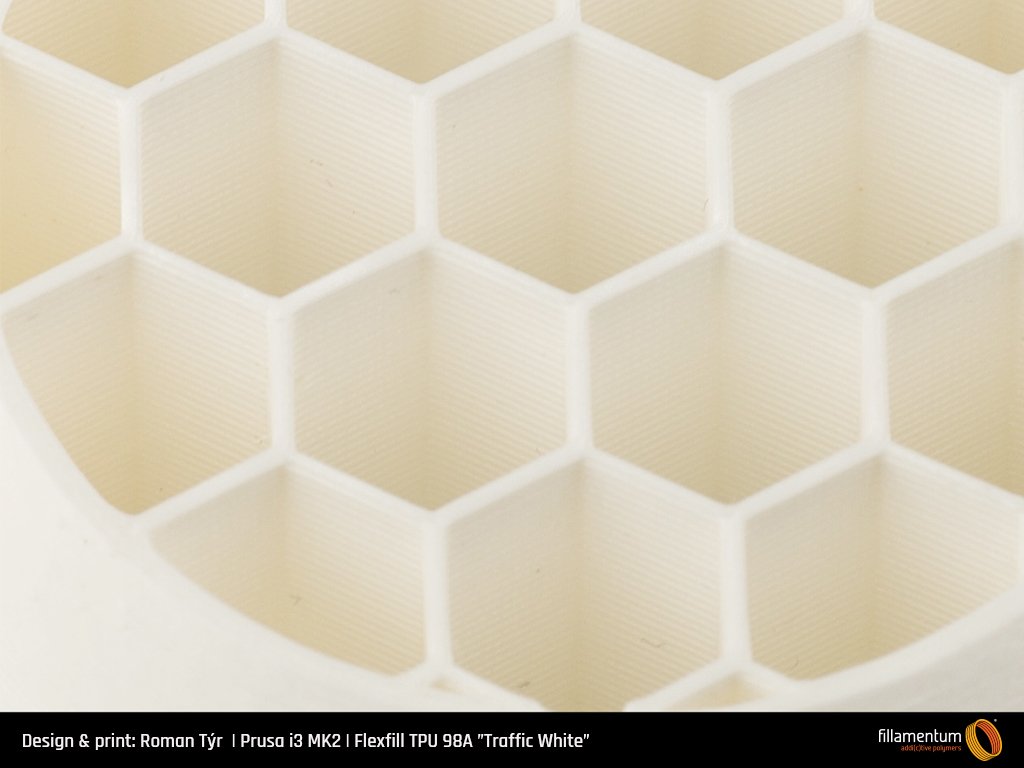 Flexfill_TPU_98A_Traffic_White_Roman_Tyr_Honeycomb_Toy_1 Flexfill_TPU_98A_Traffic_White_